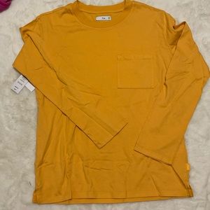 Brand New TNA top from Aritzia